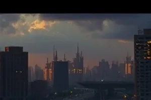 白露为霜的夏天封面，清晨草叶上的露水与校服袖口